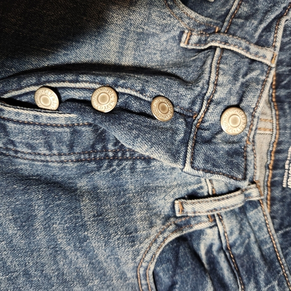 Old Navy Classic Blue Denim Jeans - Picture 6 of 9